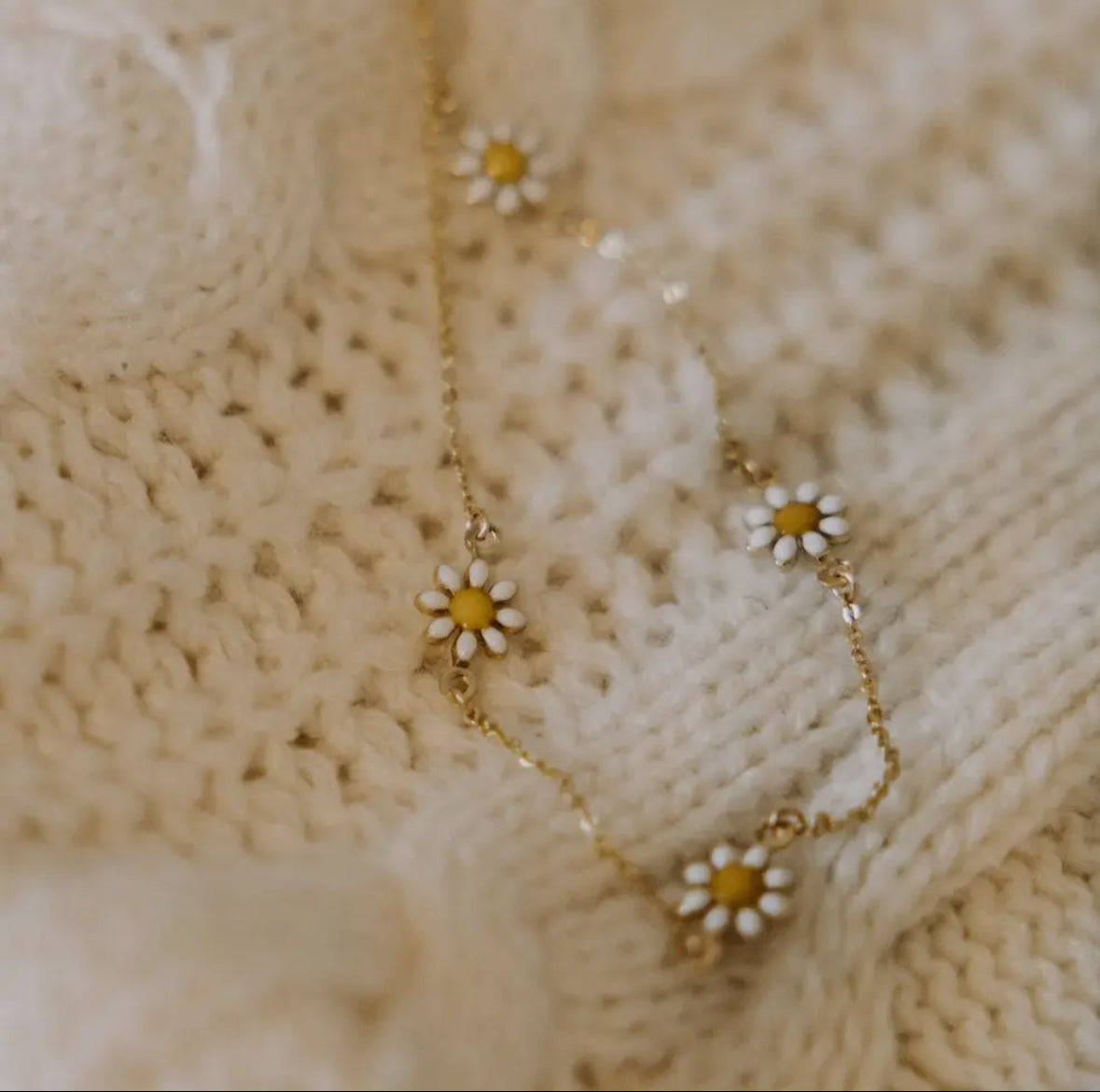 Daisy Necklace